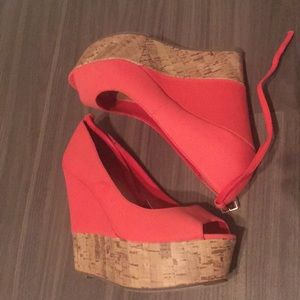 New JustFab pink wedges, 8